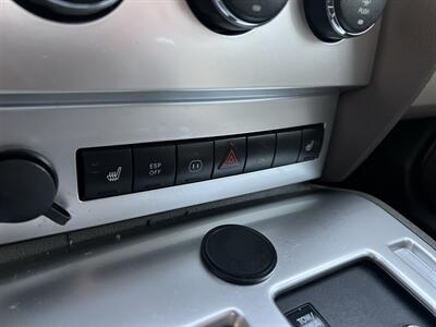 2008 Dodge Nitro SLT 4dr SUV 4X4 - Photo 17 - Beaverton, OR 97005