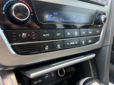 2015 Hyundai Sonata Limited - Photo 16 - Beaverton, OR 97005