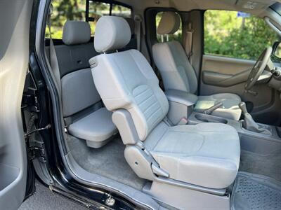 2006 Nissan Frontier XE MANUAL - Photo 12 - Beaverton, OR 97005