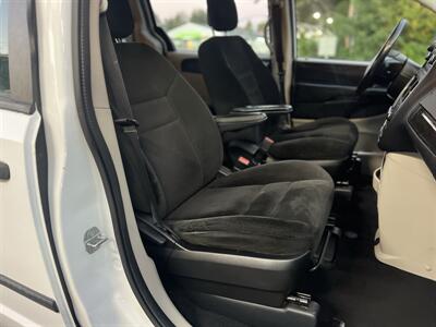 2016 Dodge Grand Caravan American Value Package - Photo 14 - Beaverton, OR 97005