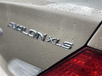 2001 Toyota Avalon XLS - Photo 14 - Beaverton, OR 97005