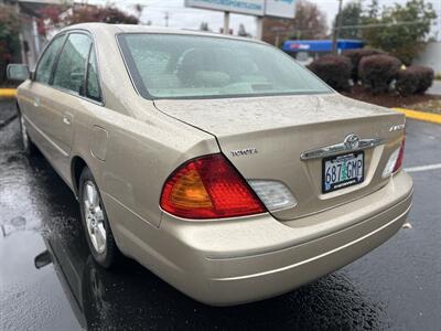 2001 Toyota Avalon XLS - Photo 3 - Beaverton, OR 97005