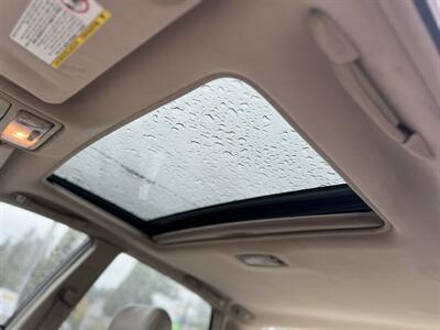 2001 Toyota Avalon XLS - Photo 19 - Beaverton, OR 97005