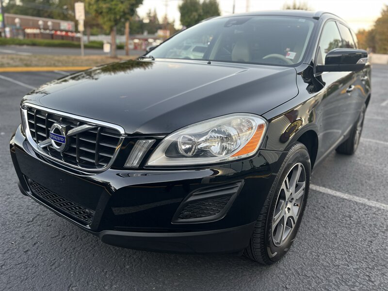 2012 Volvo XC60 T6   - Photo 1 - Beaverton, OR 97005