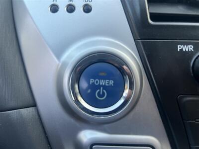 2014 Toyota Prius V Two - Photo 16 - Beaverton, OR 97005