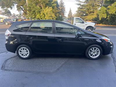 2014 Toyota Prius V Two - Photo 6 - Beaverton, OR 97005