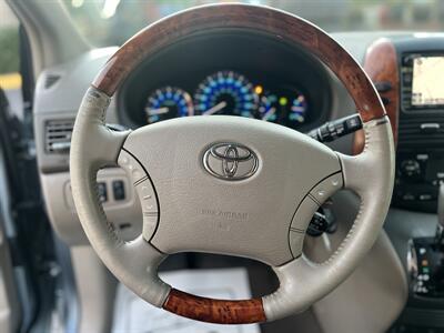 2006 Toyota Sienna XLE Limited 7 Passenger - Photo 18 - Beaverton, OR 97005