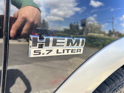 2009 Dodge Ram 1500 Laramie 4X4   - Photo 14 - Beaverton, OR 97005