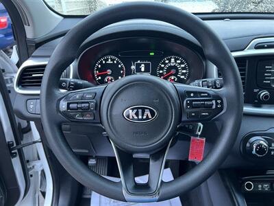 2016 Kia Sorento LX V6 AWD - Photo 20 - Beaverton, OR 97005