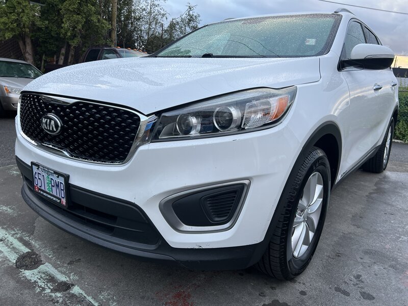2016 Kia Sorento LX V6 AWD   - Photo 1 - Beaverton, OR 97005