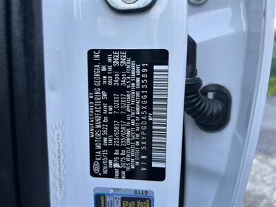 2016 Kia Sorento LX V6 AWD - Photo 22 - Beaverton, OR 97005