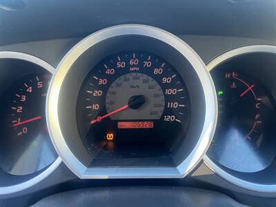 2006 Toyota Tacoma PreRunner V6   - Photo 14 - Beaverton, OR 97005