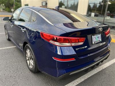 2020 Kia Optima LX - Photo 3 - Beaverton, OR 97005