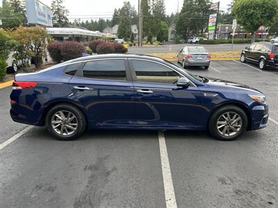 2020 Kia Optima LX - Photo 6 - Beaverton, OR 97005