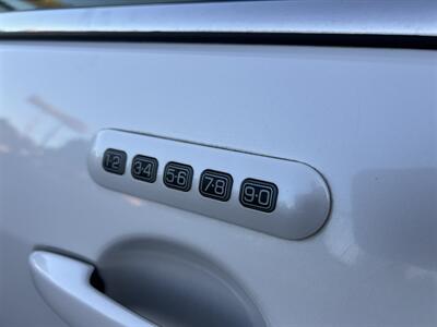 2009 Ford Fusion V6 SEL - Photo 16 - Beaverton, OR 97005