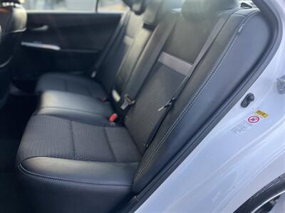 2014 Toyota Camry SE   - Photo 10 - Beaverton, OR 97005