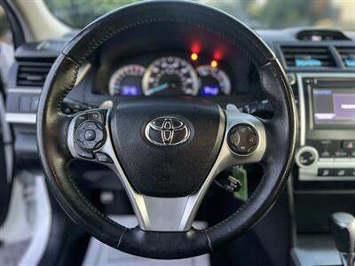 2014 Toyota Camry SE   - Photo 18 - Beaverton, OR 97005
