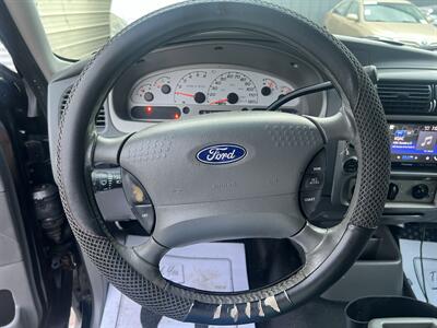 2005 Ford Explorer Sport Trac XLT 4X4 - Photo 18 - Beaverton, OR 97005