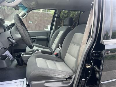 2005 Ford Explorer Sport Trac XLT 4X4 - Photo 9 - Beaverton, OR 97005
