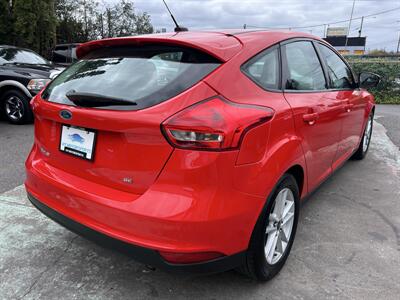 2015 Ford Focus SE   - Photo 5 - Beaverton, OR 97005