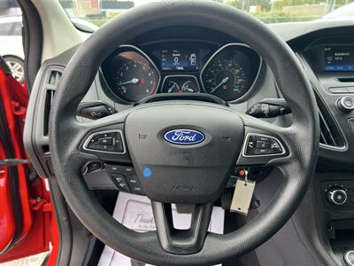 2015 Ford Focus SE   - Photo 18 - Beaverton, OR 97005