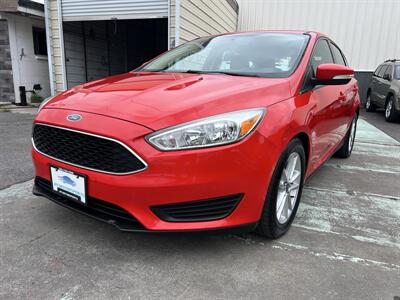 2015 Ford Focus SE   - Photo 1 - Beaverton, OR 97005