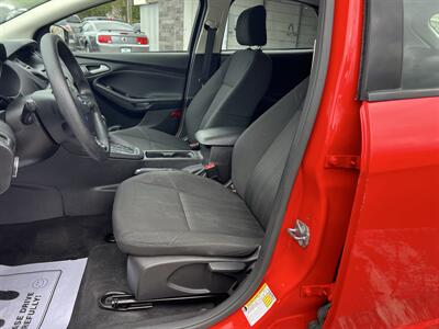 2015 Ford Focus SE   - Photo 9 - Beaverton, OR 97005