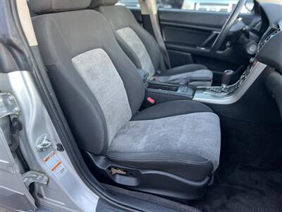 2006 Subaru Outback 2.5i - Photo 13 - Beaverton, OR 97005