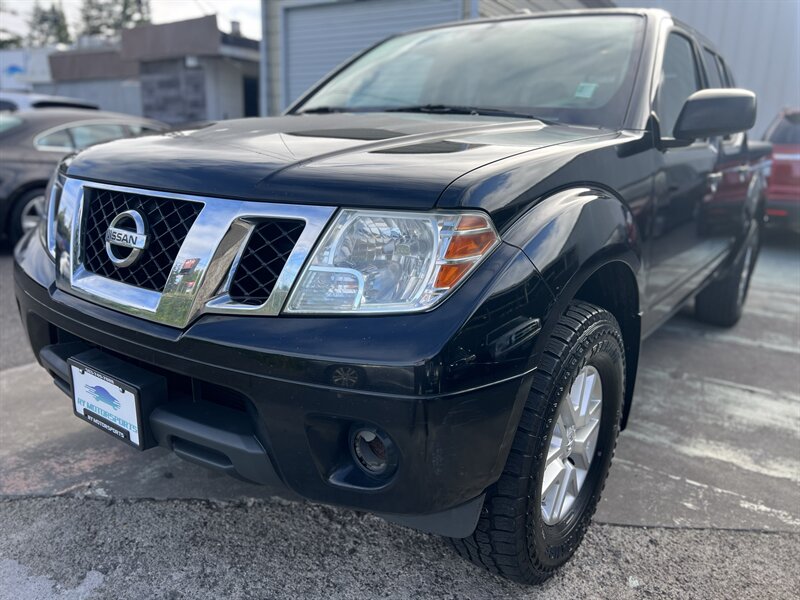 2015 Nissan Frontier SV  