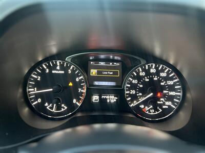 2015 Nissan Pathfinder Platinum V6   - Photo 22 - Beaverton, OR 97005