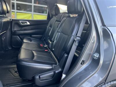 2015 Nissan Pathfinder Platinum V6   - Photo 10 - Beaverton, OR 97005