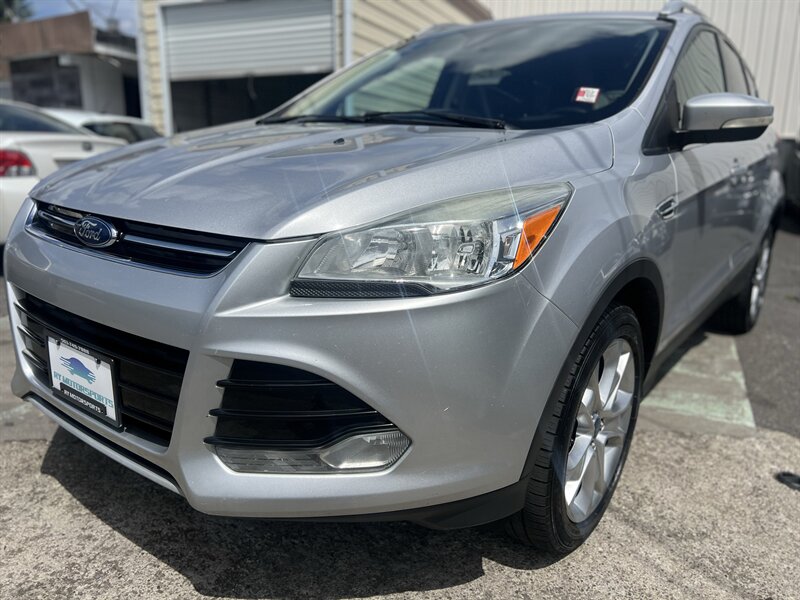 2014 Ford Escape Titanium AWD   - Photo 1 - Beaverton, OR 97005