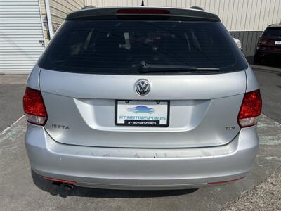 2011 Volkswagen Jetta SportWagen TDI   - Photo 4 - Beaverton, OR 97005