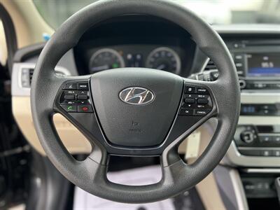 2015 Hyundai Sonata SE - Photo 16 - Beaverton, OR 97005