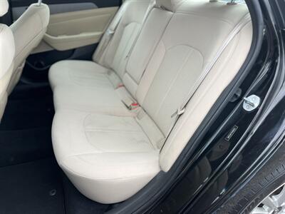 2015 Hyundai Sonata SE - Photo 10 - Beaverton, OR 97005