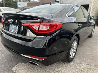 2015 Hyundai Sonata SE - Photo 5 - Beaverton, OR 97005