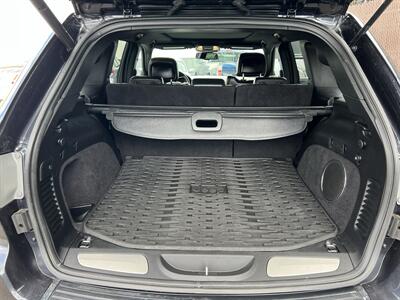 2015 Jeep Grand Cherokee Overland 4X4   - Photo 9 - Beaverton, OR 97005