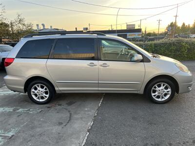 2004 Toyota Sienna XLE Limited AWD 7 Passenger   - Photo 6 - Beaverton, OR 97005