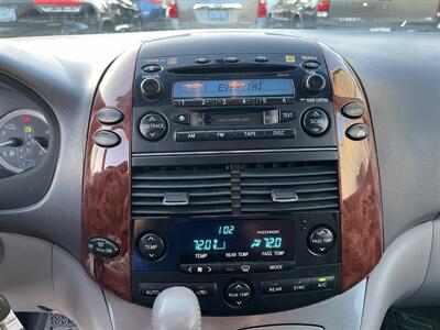 2004 Toyota Sienna XLE Limited AWD 7 Passenger   - Photo 15 - Beaverton, OR 97005