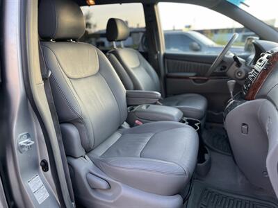 2004 Toyota Sienna XLE Limited AWD 7 Passenger   - Photo 13 - Beaverton, OR 97005