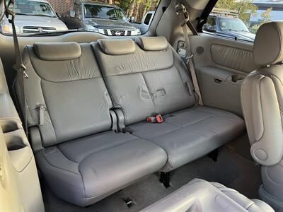 2004 Toyota Sienna XLE Limited AWD 7 Passenger   - Photo 11 - Beaverton, OR 97005