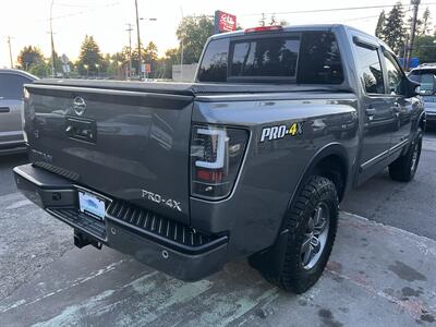 2015 Nissan Titan PRO-4X 4X4   - Photo 5 - Beaverton, OR 97005