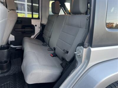 2008 Jeep Wrangler Unlimited Sahara   - Photo 10 - Beaverton, OR 97005