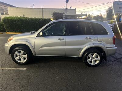 2005 Toyota RAV4 L AWD - Photo 2 - Beaverton, OR 97005