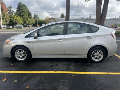 2010 Toyota Prius III - Photo 2 - Beaverton, OR 97005