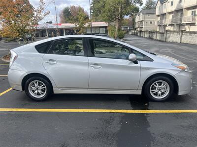 2010 Toyota Prius III - Photo 6 - Beaverton, OR 97005