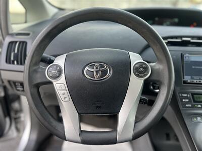2010 Toyota Prius III - Photo 16 - Beaverton, OR 97005