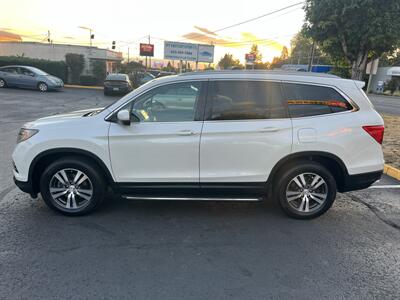 2016 Honda Pilot EX-L AWD - Photo 2 - Beaverton, OR 97005