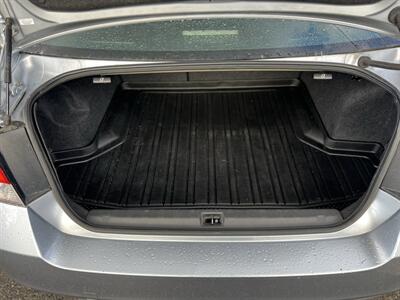 2013 Subaru Legacy 2.5i Limited   - Photo 11 - Beaverton, OR 97005