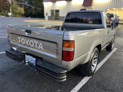 1994 Toyota Pickup - Photo 5 - Beaverton, OR 97005